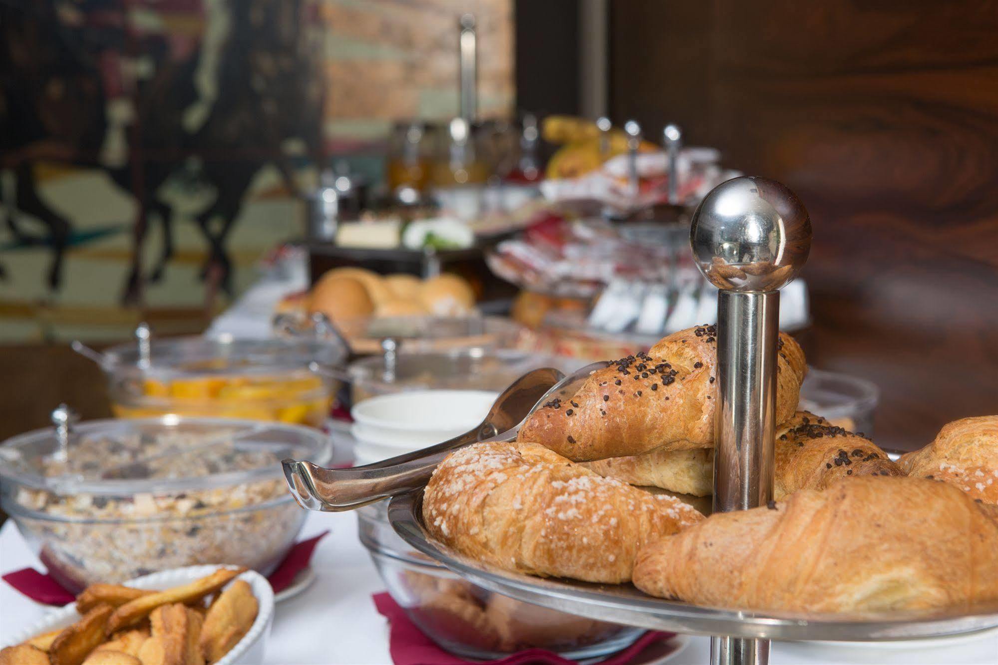 Phi Palio Hotel